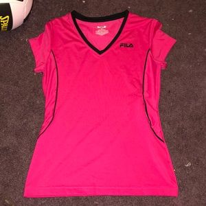 Fila workout tank with pocket detailing!!!